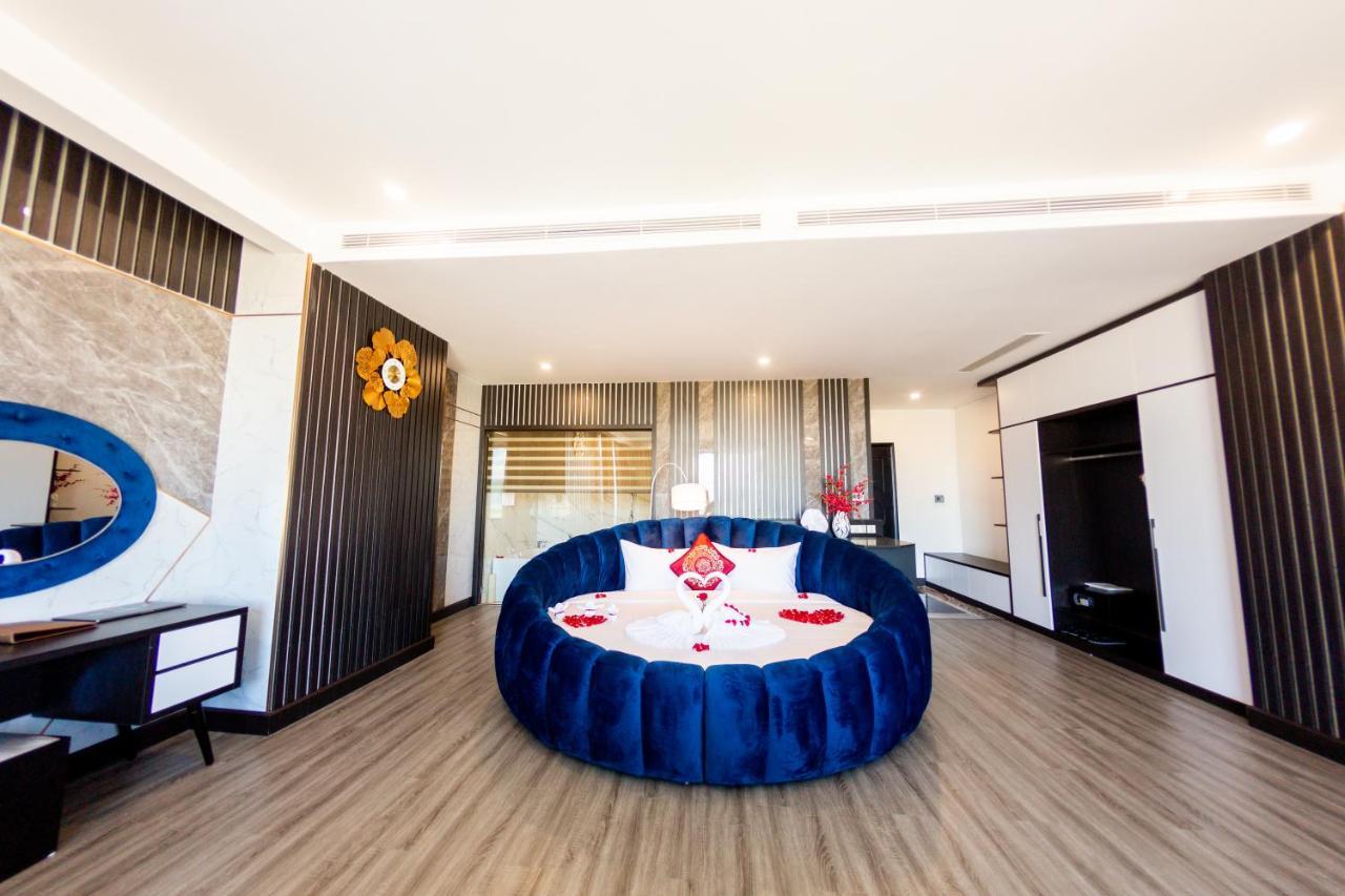 Diamond Hotel Van Don Cam Pha Esterno foto